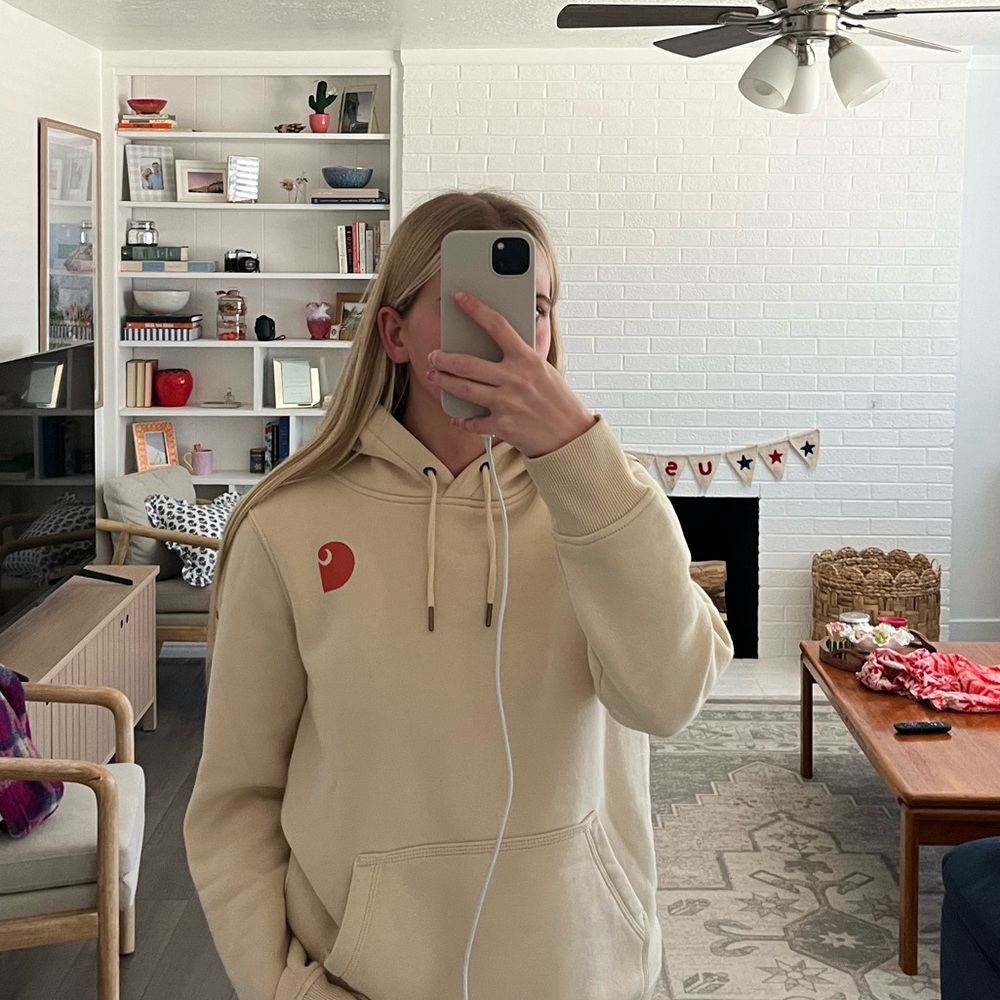 Carhartt hoodie